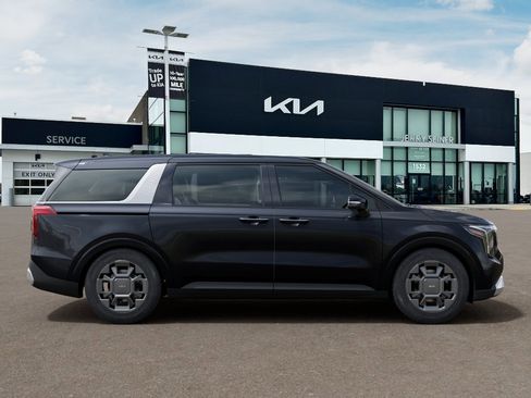 New 2026 Kia Carnival EX FWD image 8