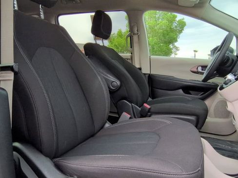 Used 2023 Chrysler Voyager LX FWD image 43