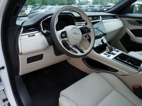 Used 2025 Jaguar F-PACE R-Dynamic S AWD/4WD image 12