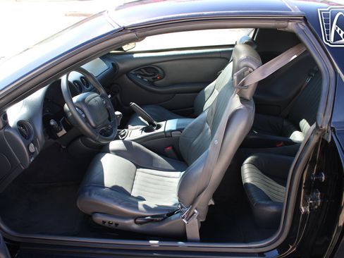 Used 1999 Pontiac Firebird Formula w/ Security Pkg RWD image 11