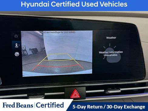 Used 2025 Hyundai Elantra SEL FWD image 17