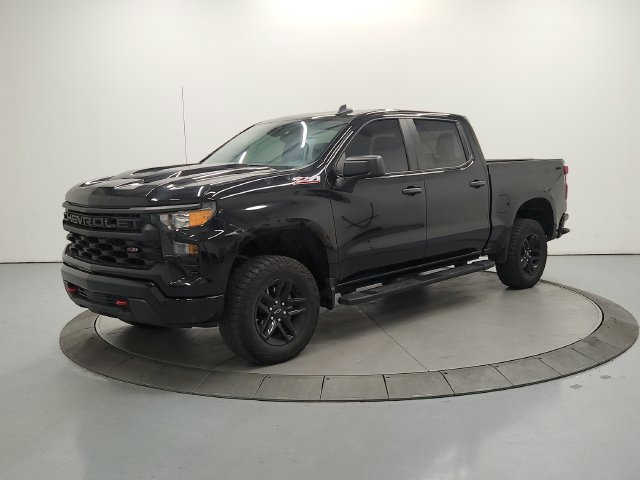 Used 2024 Chevrolet Silverado 1500 Custom Trail Boss AWD/4WD image 4