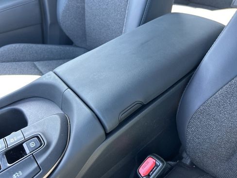 Used 2023 Toyota Crown XLE image 35