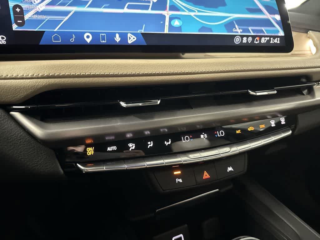 Used 2024 Cadillac XT4 Premium Luxury FWD image 19
