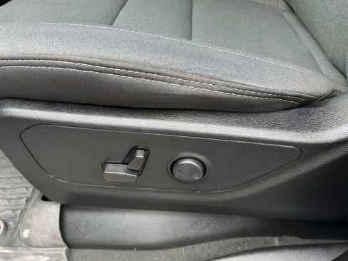 Used 2024 RAM 1500 Big Horn image 24