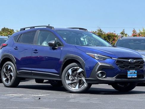 Used 2025 Subaru Crosstrek 2.5i Limited w/ Crosstrek Mirror Package AWD/4WD image 2