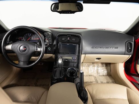 Used 2008 Chevrolet Corvette Coupe w/ Preferred Equipment Group RWD image 27