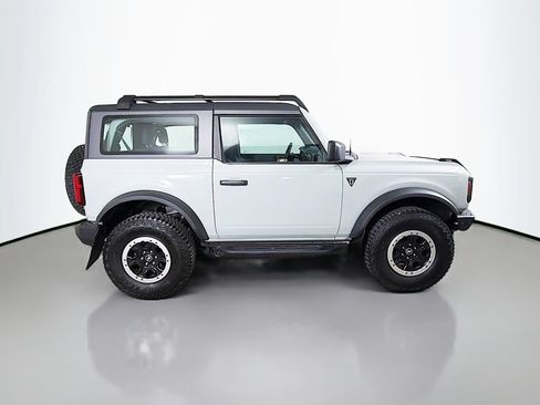 Used 2023 Ford Bronco 2-Door w/ Sasquatch Package AWD/4WD image 5