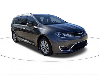 Used 2017 Chrysler Pacifica Touring-L