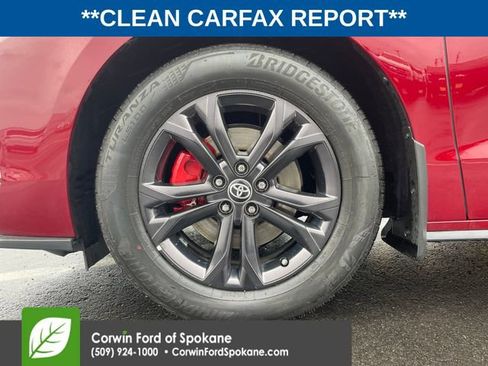 Used 2024 Toyota Sienna XSE image 9