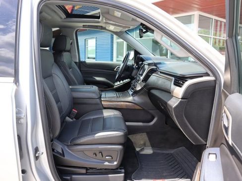Used 2018 GMC Yukon XL Denali w/ Denali Ultimate Package AWD/4WD image 23