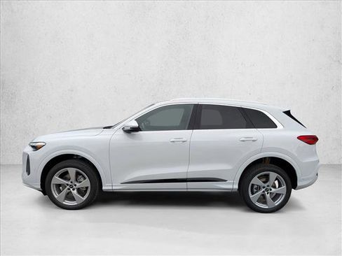 New 2025 Audi Q5 Premium Plus image 5