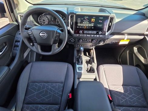 New 2026 Nissan Frontier SV w/ SV Convenience Package AWD/4WD image 7