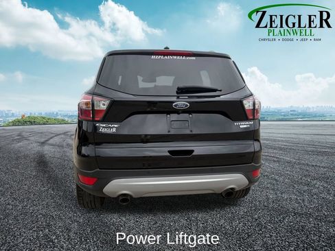 Used 2017 Ford Escape Titanium w/ Canadian Touring Package AWD/4WD image 4