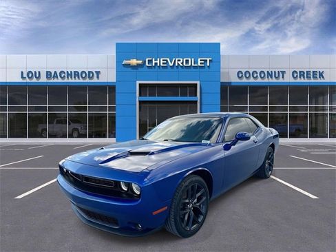 Used 2021 Dodge Challenger SXT w/ Blacktop Package image 4