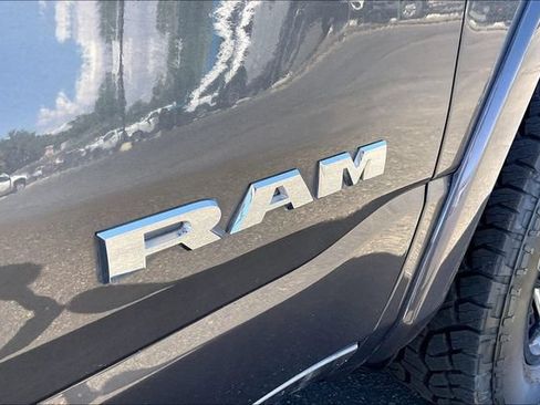 Used 2021 RAM 1500 Laramie w/ Off Road Group AWD/4WD image 34