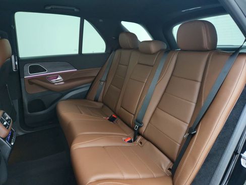 Certified 2025 Mercedes-Benz GLE 350 4MATIC image 12