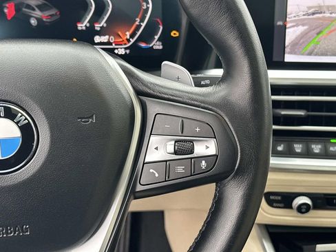 Used 2022 BMW 330i xDrive Sedan w/ Premium Package image 19