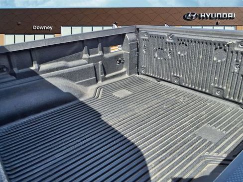 Used 2024 Nissan Frontier PRO-4X image 6