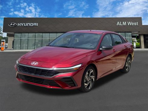 Used 2025 Hyundai Elantra Sport FWD image 1