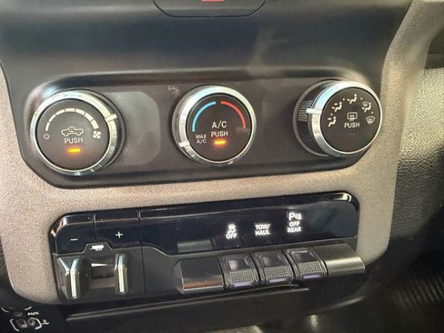 Used 2022 RAM 2500 Tradesman image 15