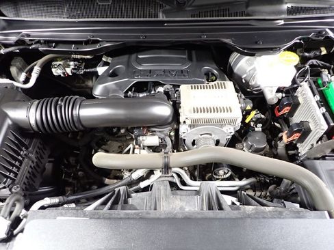 Used 2021 RAM 1500 Limited image 10