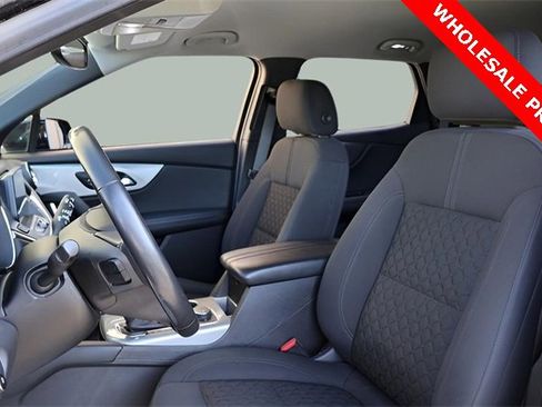 Used 2020 Chevrolet Blazer LT image 13