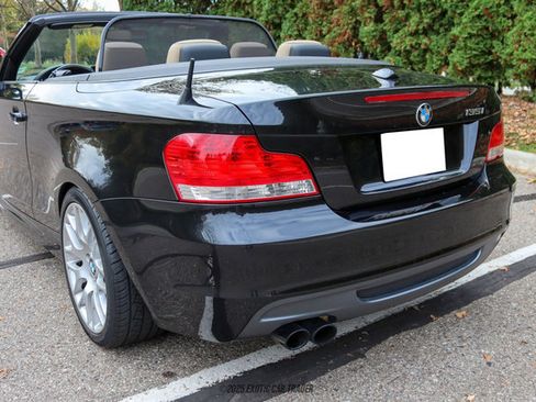 Used 2010 BMW 135i Convertible image 82