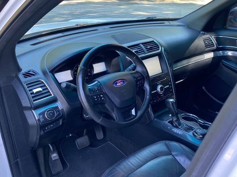 Used 2016 Ford Explorer Sport w/ Equipment Group 401A AWD/4WD image 12