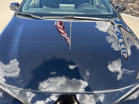 Used 2019 Toyota Corolla SE image 2