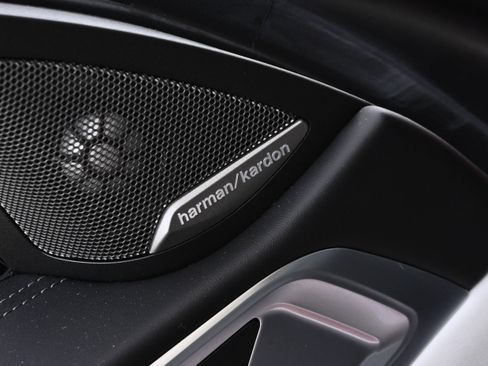 Used 2026 BMW M4 Competition w/ Executive Package image 28