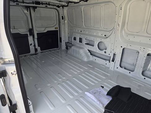New 2026 Ford Transit 150 Low Roof RWD image 18