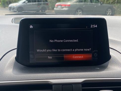 Used 2018 MAZDA MAZDA3 Touring FWD image 29