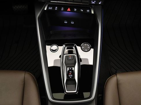 Certified 2025 Audi A3 2.0T Premium image 28