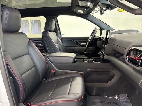 Certified 2025 Chevrolet Silverado EV RST AWD/4WD image 19