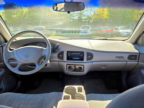 Used 2001 Buick Century Custom w/ Premium Pkg FWD image 16