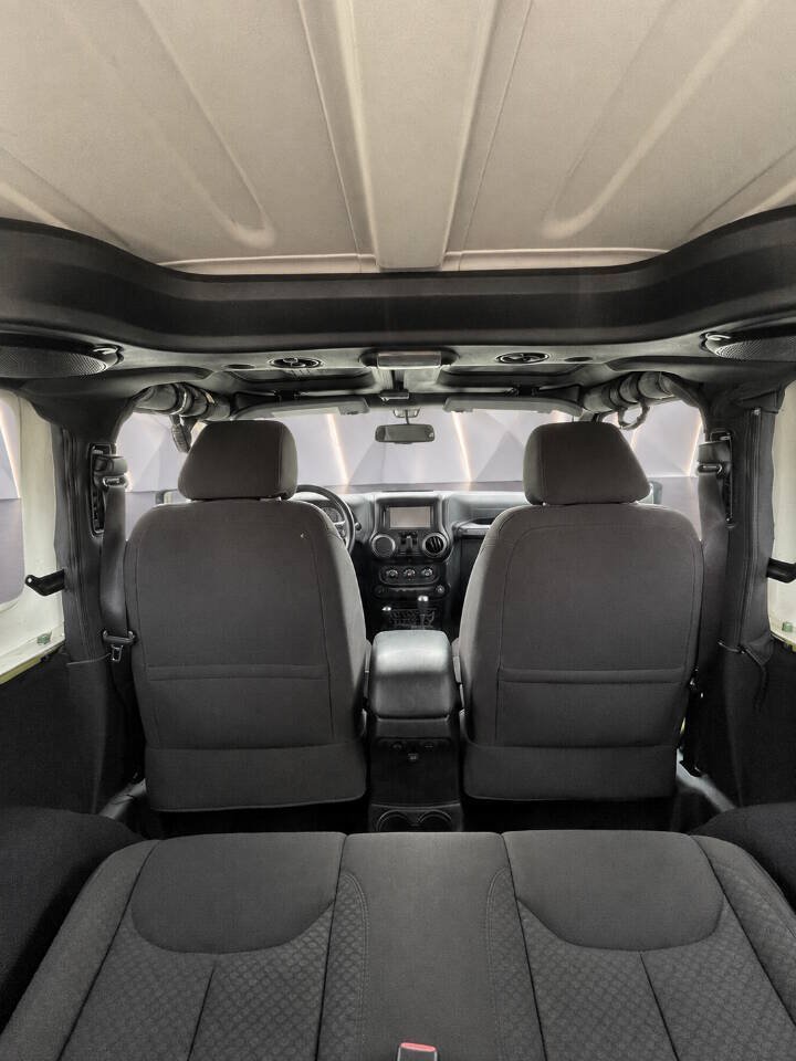 Used 2013 Jeep Wrangler Sport AWD/4WD image 45