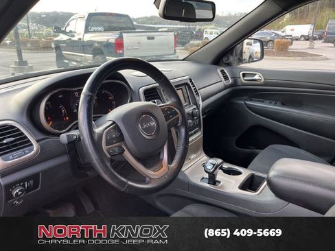 Used 2014 Jeep Grand Cherokee Laredo w/ Security & Convenience Group image 5