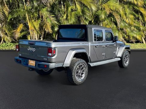 Used 2021 Jeep Gladiator Overland image 5