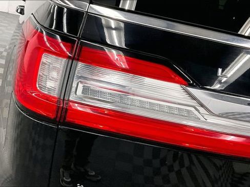 Used 2018 Lincoln Navigator Reserve w/ Technology Package image 36