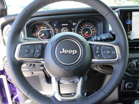 New 2026 Jeep Wrangler Unlimited Sahara w/ Whitecap Package AWD/4WD image 29