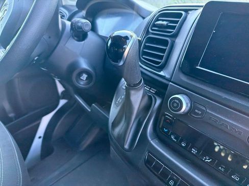 Used 2025 RAM ProMaster 2500 w/ U-Haul Equipment Group FWD image 12