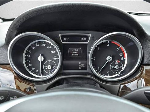 Used 2015 Mercedes-Benz ML 250 BlueTEC 4MATIC image 15