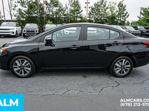 Used 2024 Nissan Versa SV FWD image 7