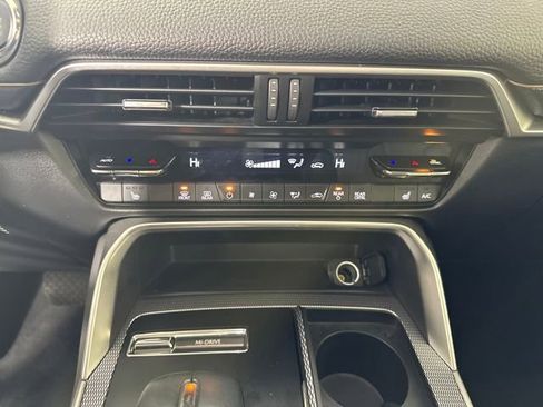 Used 2024 MAZDA CX-90 3.3 Turbo w/ Premium Package image 23