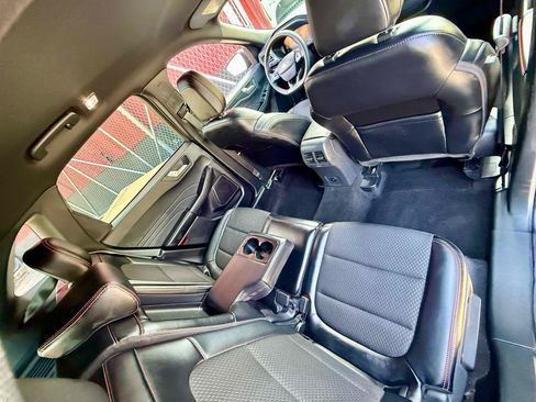 Used 2025 Ford Escape ST-Line AWD/4WD image 36