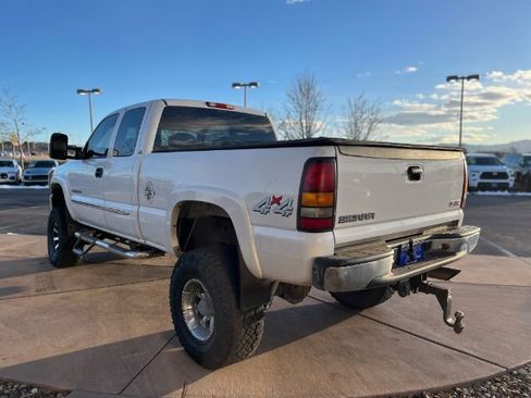 Used 2006 GMC Sierra 2500 SLT w/ Onstar Plus Package image 6
