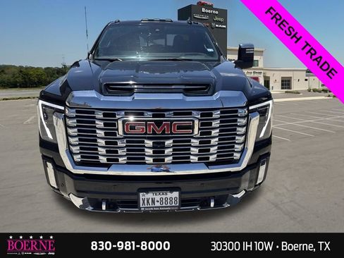 Used 2024 GMC Sierra 3500 Denali w/ Denali Reserve Package AWD/4WD image 6