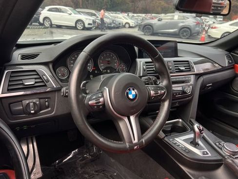 Used 2017 BMW M4 Convertible w/ Executive Package image 13