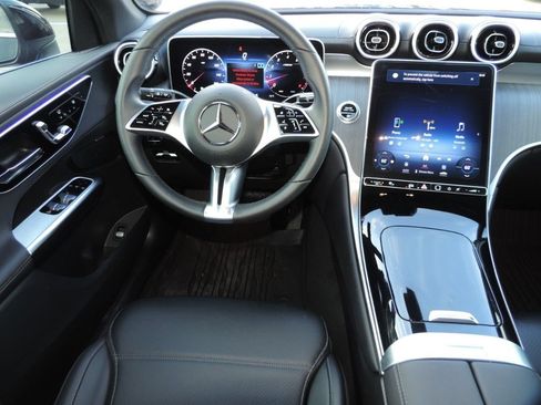 Used 2024 Mercedes-Benz GLC 300 image 22